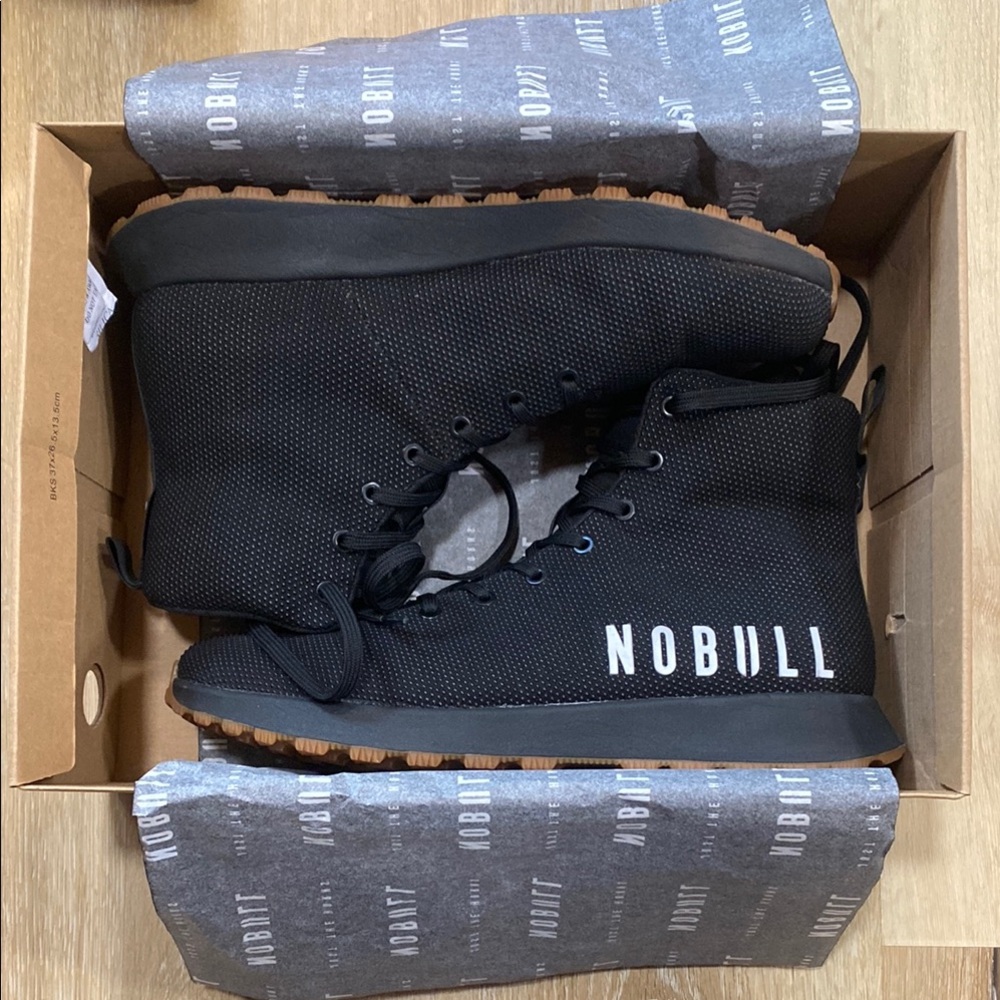 NO BULL Training Shoes Men’s Size 12.5 Women’s size 14